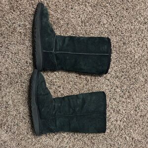 UGG Kids Black Boots, Size 2